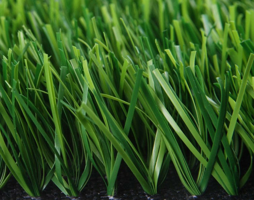 Hierba verde artificial de 40 mm esmeralda de 3/8 de diámetro para la construcción de campos de deportes al aire libre
