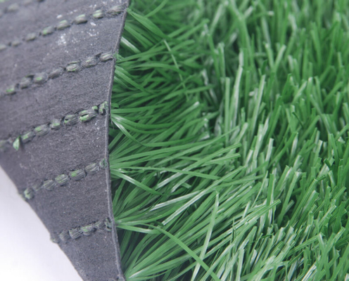 50 mm Deportes verdes artificiales Hierba PE Material 16000 Dtex Deportes Astro Césped para el fútbol Cancha de fútbol