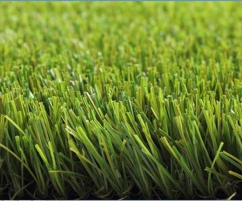 Deporte Césped artificial para el campo de fútbol Césped sintético Resistencia a los rayos UV Bajo mantenimiento Fácil instalación