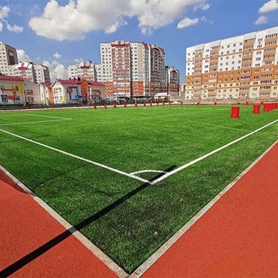 55mm 160 puntos/M Césped artificial de fútbol de alto rendimiento resistente a los rayos UV Césped artificial certificado por la FIFA