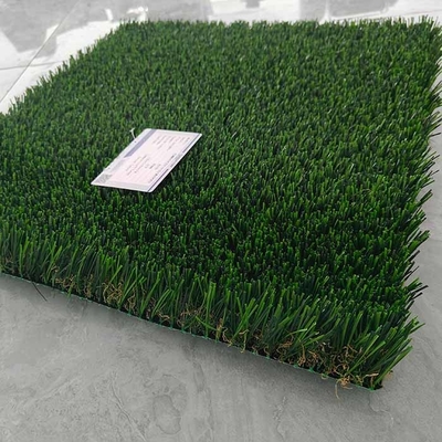 40 mm 125 puntos/M Paisaje verde Césped artificial en material de PP utilizado para patio