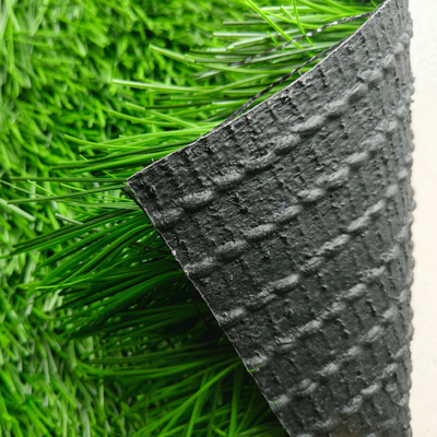 Césped de fútbol artificial verde de 60 mm 120 puntos/m Césped falso para campo de fútbol con gran rendimiento de resistencia a los rayos UV
