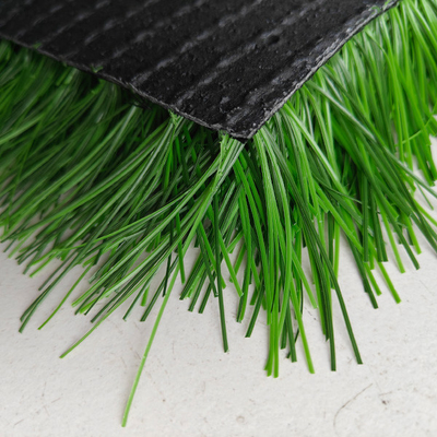 Césped de fútbol artificial verde de 60 mm 120 puntos/m Césped falso para campo de fútbol con gran rendimiento de resistencia a los rayos UV