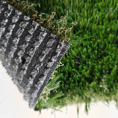 PU adhesivo de cuatro colores mezcla de pasto artificial de paisaje duradero con altura de pila de 45 mm y gran resistencia a los rayos UV