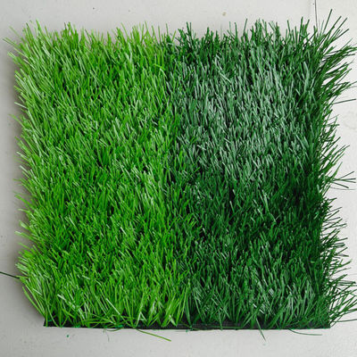 Césped artificial resistente a los rayos UV para campos de fútbol estándar