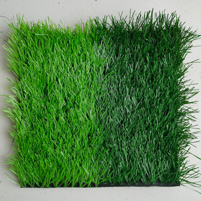Césped artificial de fútbol bicolor 50 mm Protección ambiental para campos deportivos con látex verde SBR