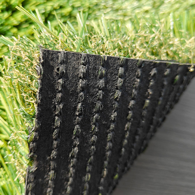 35 mm Alturas de pila 11200 Dtex Multipurpose Paisaje artificial verde Césped para decoración y entretenimiento al aire libre