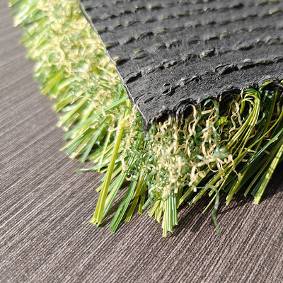 35 mm Alturas de pila 11200 Dtex Multipurpose Paisaje artificial verde Césped para decoración y entretenimiento al aire libre