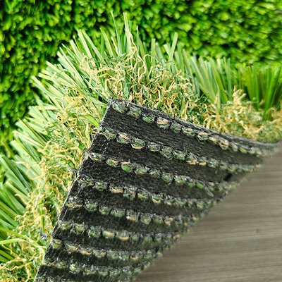 Césped artificial verde de 40 mm con bajo mantenimiento y excelente rendimiento para uso en interiores o exteriores
