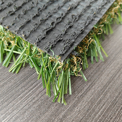 Césped verde artificial de 30 mm para la colocación y decoración con colores brillantes y un fuerte soporte adhesivo
