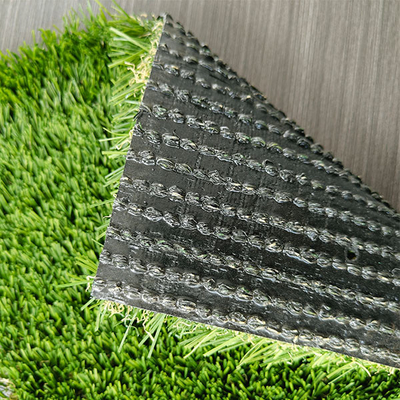 30 mm Permeabilidad al agua de alto rendimiento hierba verde artificial con adhesivo PU utilizado para campos de ocio