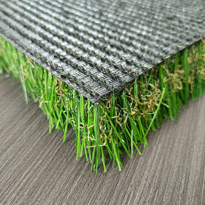 Hierba recta curvada de seda mezclada 16200 Dtex Paisaje Hierba artificial para ocio y decoración con 45 mm de altura de pila