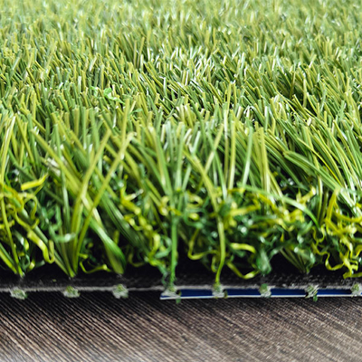 160 puntos de sutura/m 32 mm altura de pila Hierba artificial artificial recreativa utilizada para campos de paisaje y patios de recreo escolares