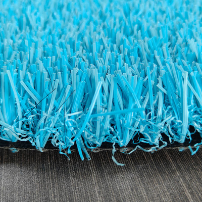 25 mm de altura de pila 10000 Dtex Antiestático Deportivo Hierba artificial con superficie azul y soporte y recubrimiento personalizables
