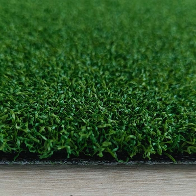 Césped artificial de golf de alto rendimiento Dtex 5500 con alta permeabilidad al agua y resistencia a los rayos UV