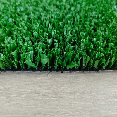 Césped artificial de tenis verde de 12 mm Césped artificial multifuncional con resistencia a los rayos UV y excelente permeabilidad al agua