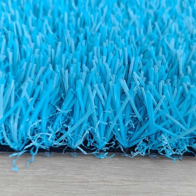 Césped sintético antiestático para campos deportivos con una altura de pila de 20 mm y una gran resistencia a los rayos UV