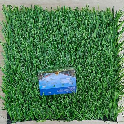 Césped artificial de plástico reciclado personalizado de 40 mm de altura de pila para eventos deportivos y espacios con bajo mantenimiento