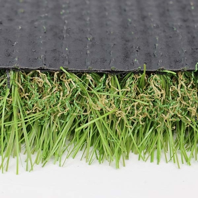 Césped de alfombra natural resistente a los rayos UV para exteriores de uso personalizado Césped artificial de 43 mm Césped de jardín sintético Césped artificial para paisajes
