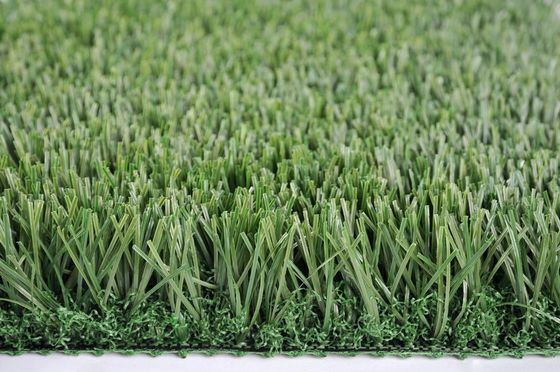 Césped artificial sin relleno de 30 mm de altura de pelo para campos de fútbol con gran permeabilidad al agua para mayoristas y agentes locales