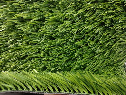 Césped artificial de fútbol de alta densidad con alta permeabilidad para campos profesionales y aficionados para mayoristas y distribuidores