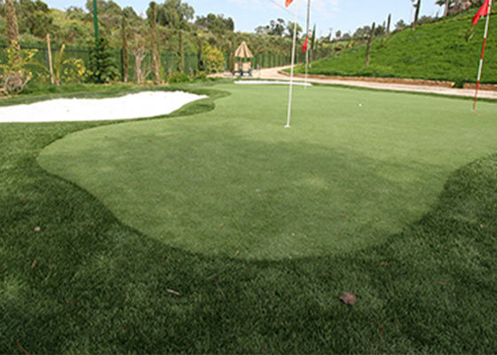 Césped artificial de bajo mantenimiento para golf con alta permeabilidad y antiabrasión para campos de golf
