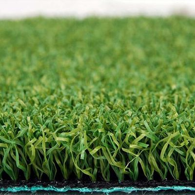16 mm de altura de pila de material de nylon de alta densidad de golf césped sintético para poner verde