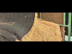 Pabellón de entretenimiento y ocio con nuestro césped de paja sintético